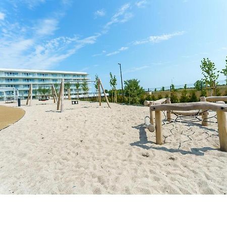 Kolobrzeg Apartamenty Polanki Aqua Z Bezplatnym Basenem, Bawialnia, Parkingiem I Fitness Ngoại thất bức ảnh