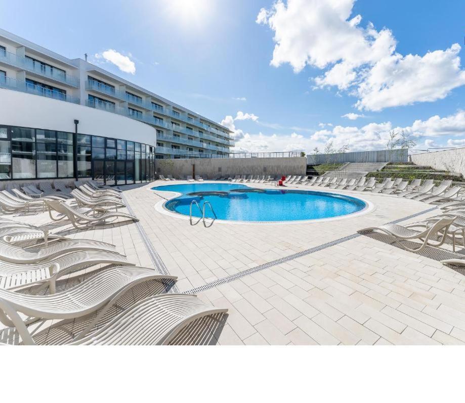 Kolobrzeg Apartamenty Polanki Aqua Z Bezplatnym Basenem, Bawialnia, Parkingiem I Fitness Ngoại thất bức ảnh