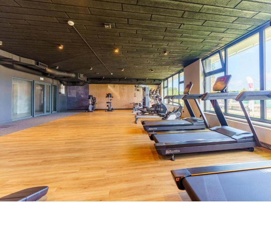 Kolobrzeg Apartamenty Polanki Aqua Z Bezplatnym Basenem, Bawialnia, Parkingiem I Fitness Ngoại thất bức ảnh