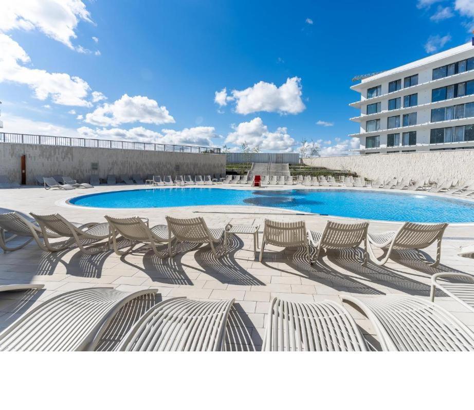 Kolobrzeg Apartamenty Polanki Aqua Z Bezplatnym Basenem, Bawialnia, Parkingiem I Fitness Ngoại thất bức ảnh